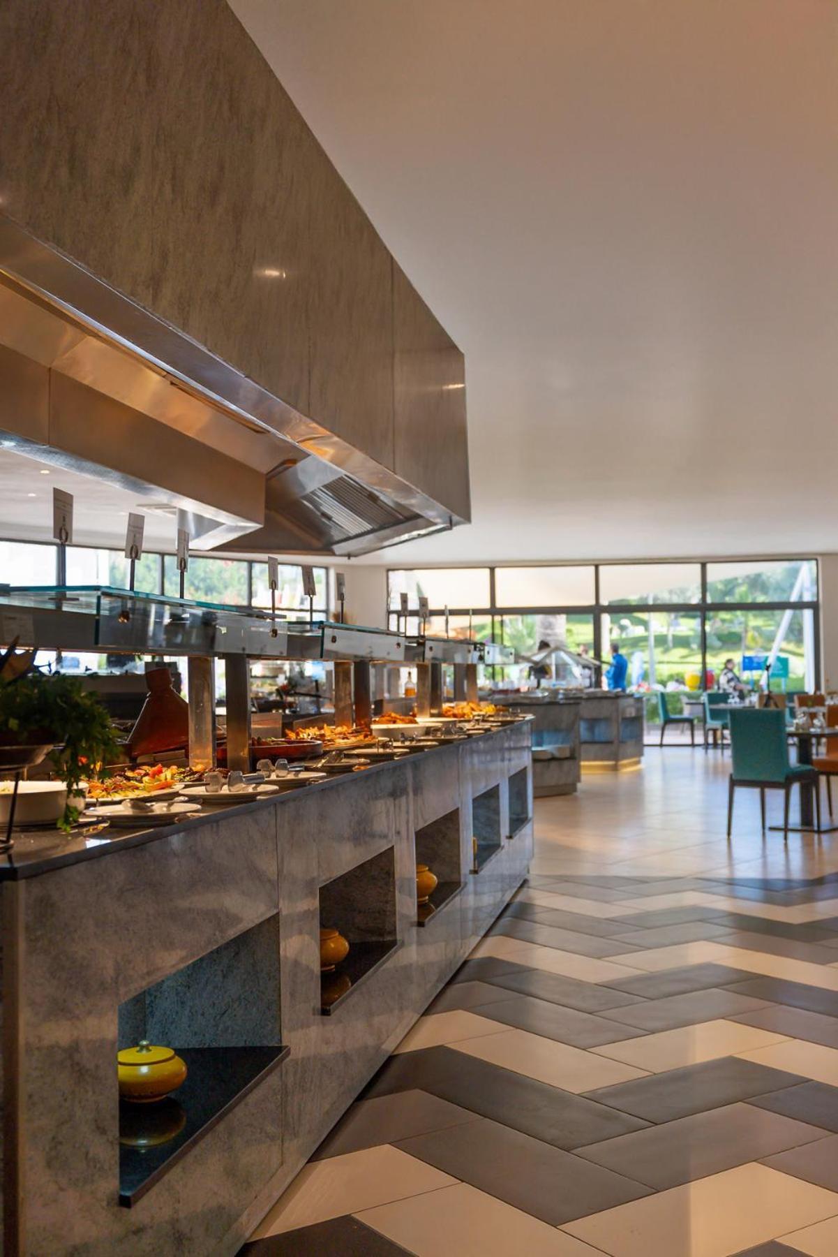 Tui Suneo Kenzi Europa Agadir Exterior foto The buffet at the hotel