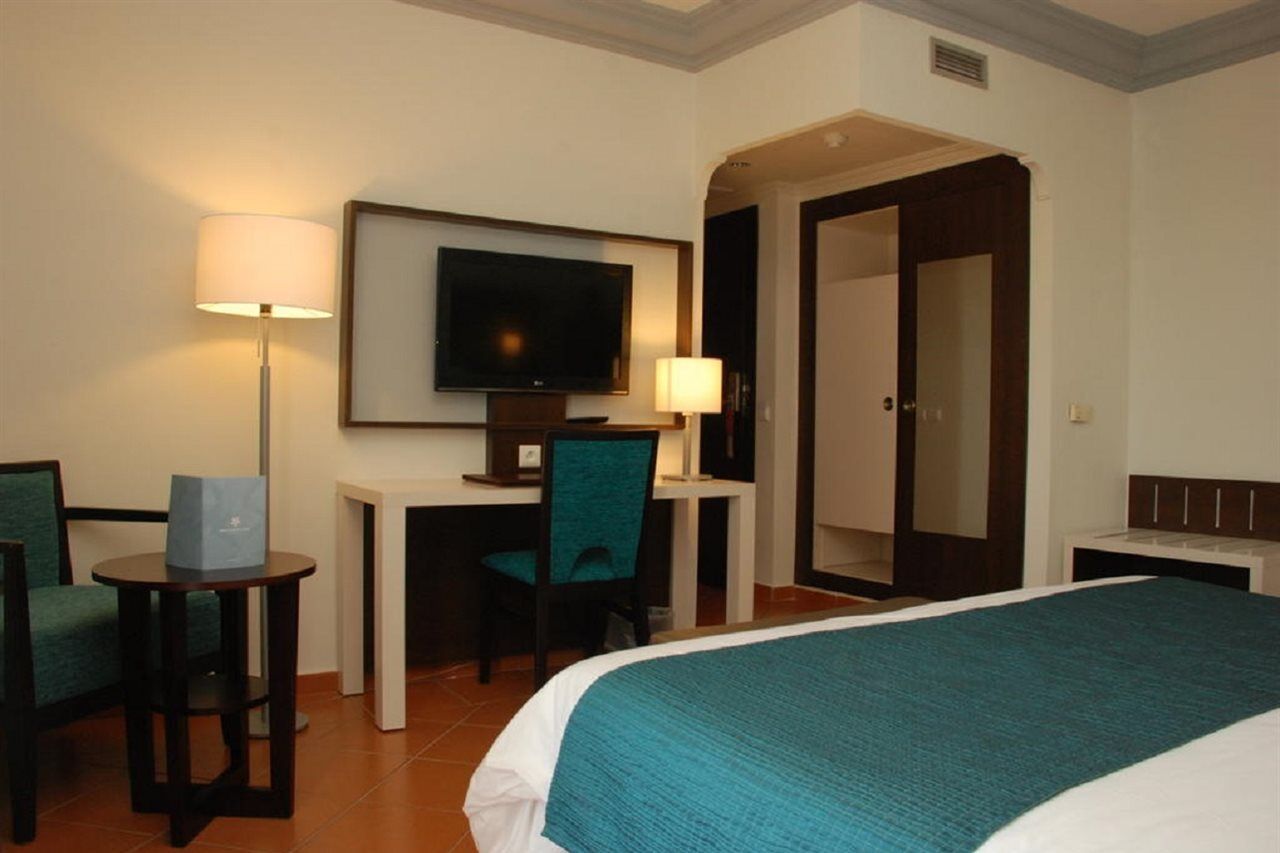 Tui Suneo Kenzi Europa Agadir Exterior foto A room at the hotel
